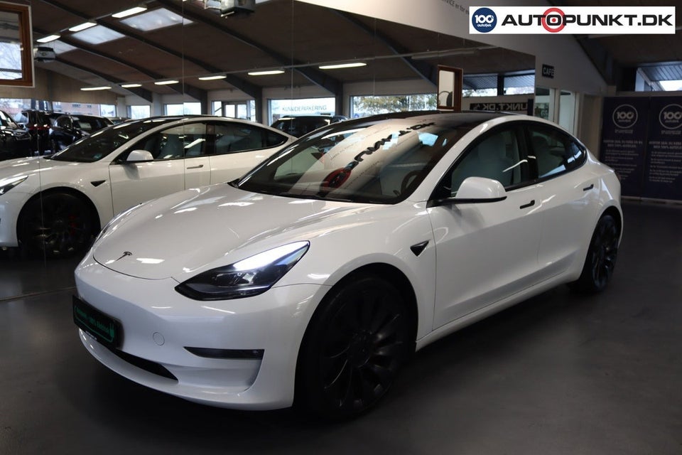 Tesla Model 3 Performance AWD 4d