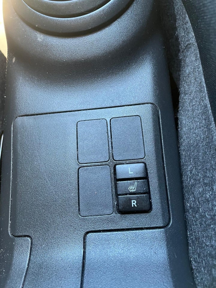 Toyota Yaris 1,3 Luna 5d