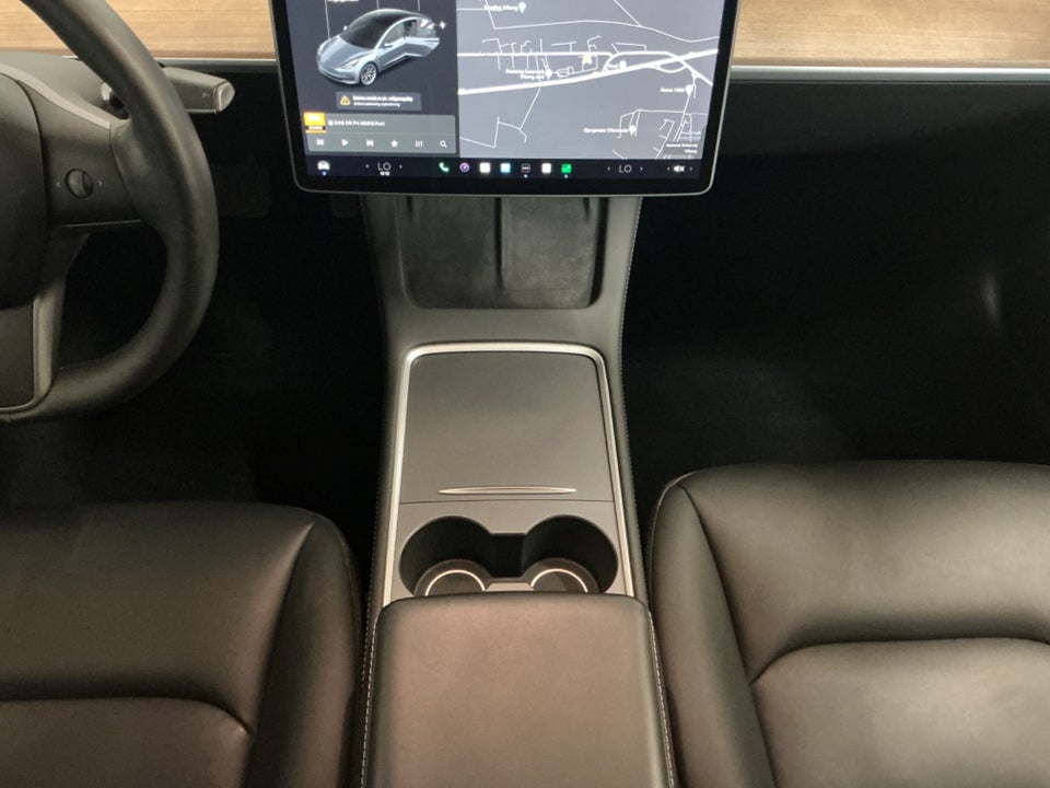 Tesla Model 3 Standard Range+ RWD 4d