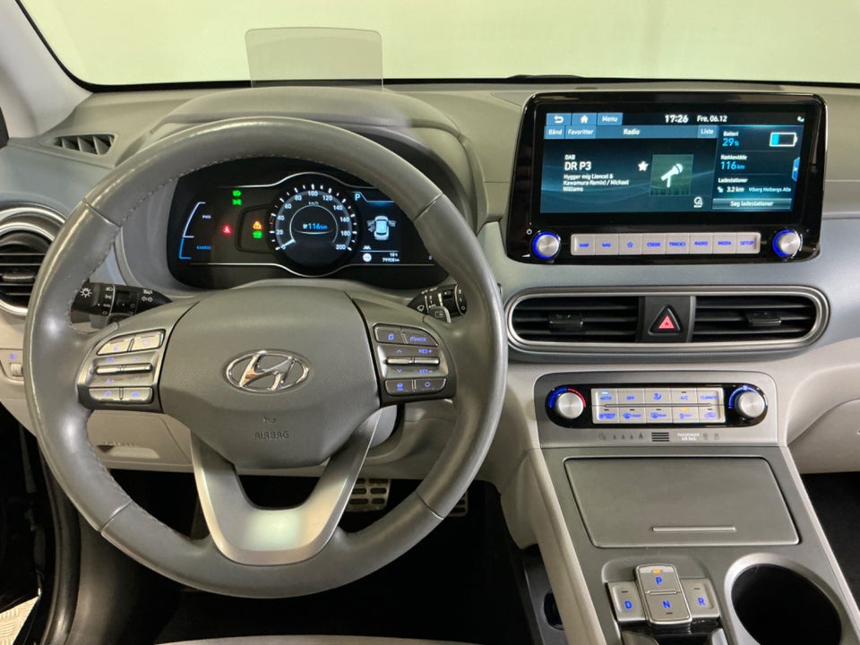 Hyundai Kona 64 EV Essential 5d