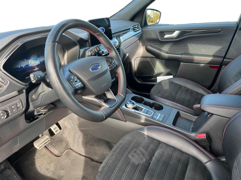 Ford Kuga 2,5 PHEV ST-Line X CVT 5d