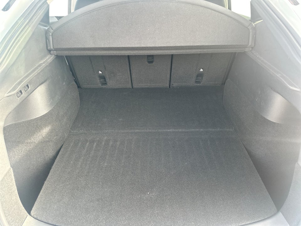 Tesla Model Y RWD 5d