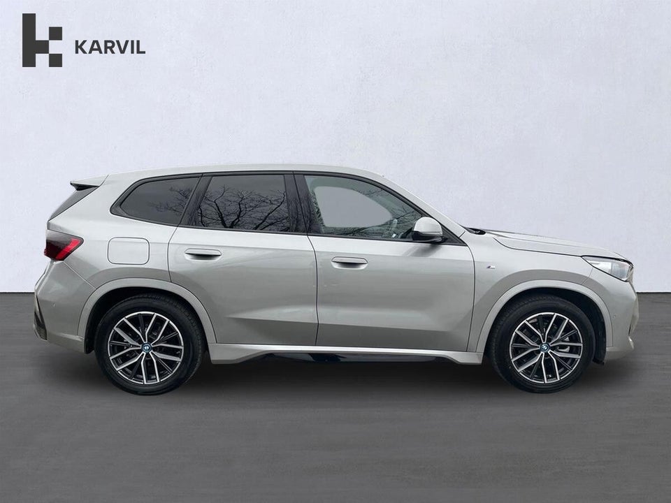 BMW iX1 xDrive30 M-Sport 5d