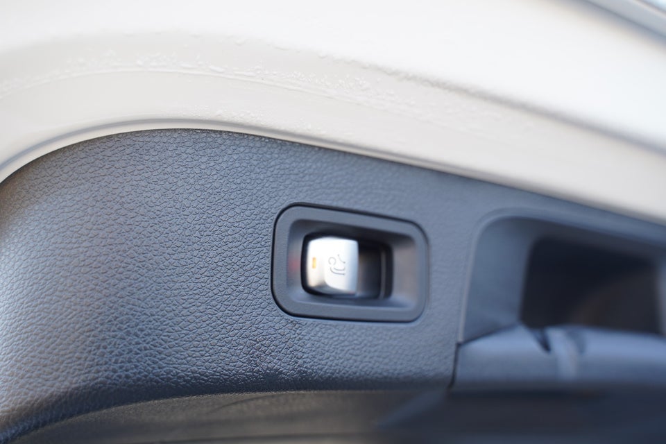 Mercedes EQC400 AMG Line 4Matic Van 5d