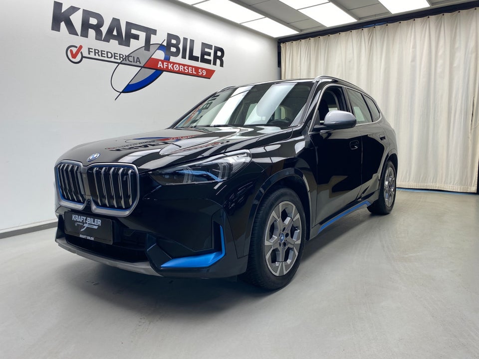 BMW iX1 xDrive30 X-Line 5d
