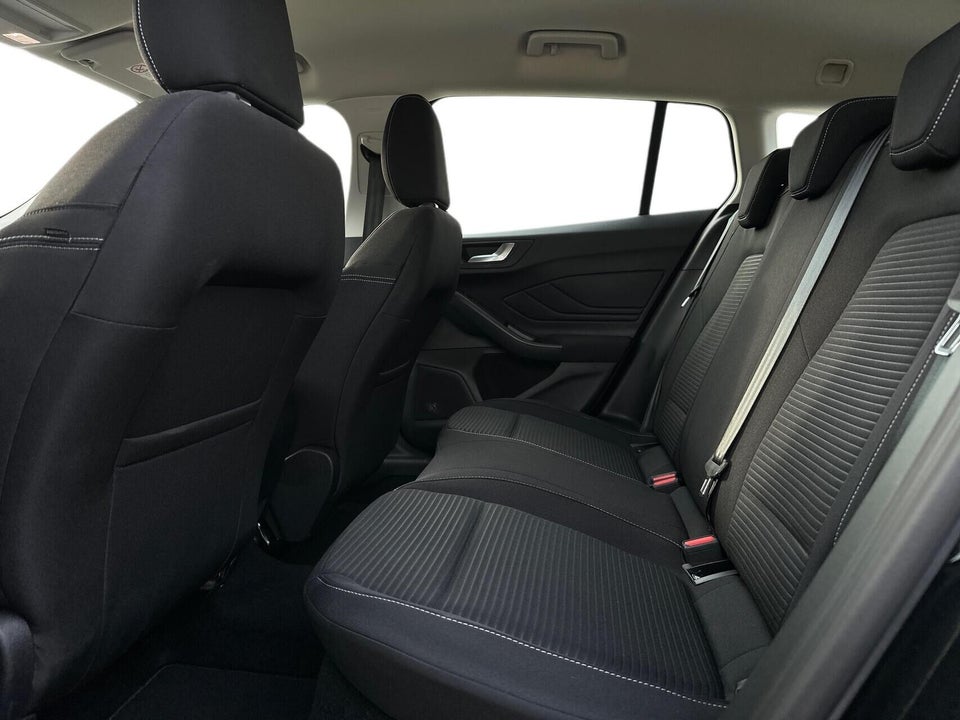 Ford Focus 1,0 EcoBoost mHEV Titanium stc. 5d