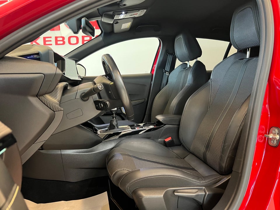 Peugeot 208 1,2 PureTech 100 GT 5d