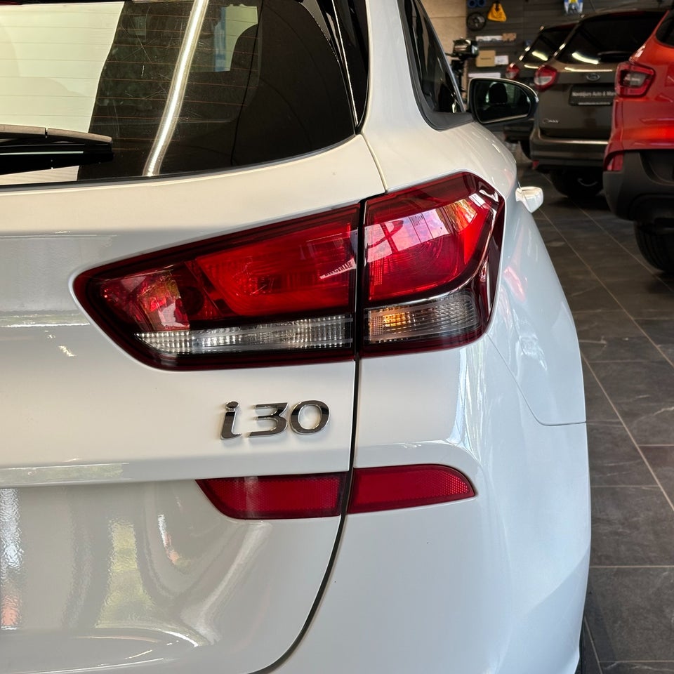 Hyundai i30 1,0 T-GDi Trend stc. 5d