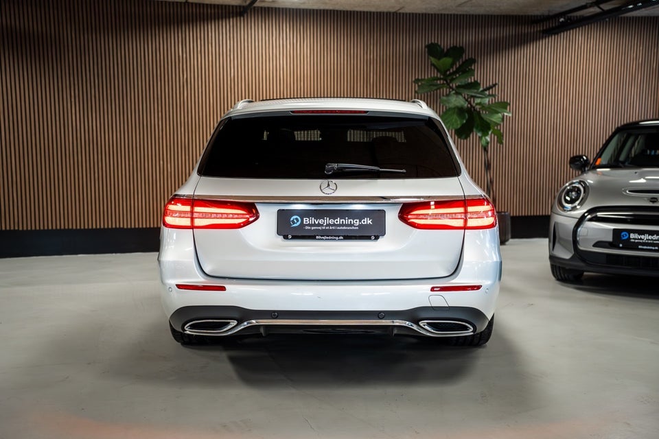 Mercedes E220 d 2,0 aut. 4Matic 4d