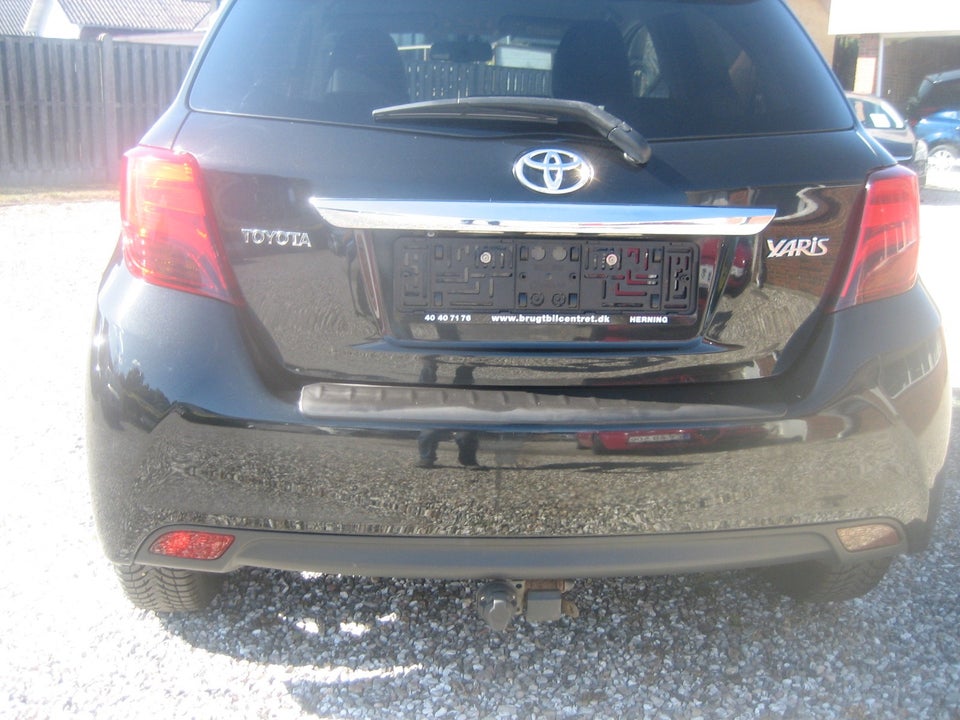 Toyota Yaris 1,3 VVT-i Lounge Edition 5d