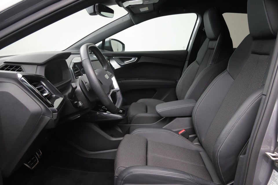 Audi Q4 e-tron 40 S-line Sportback 5d
