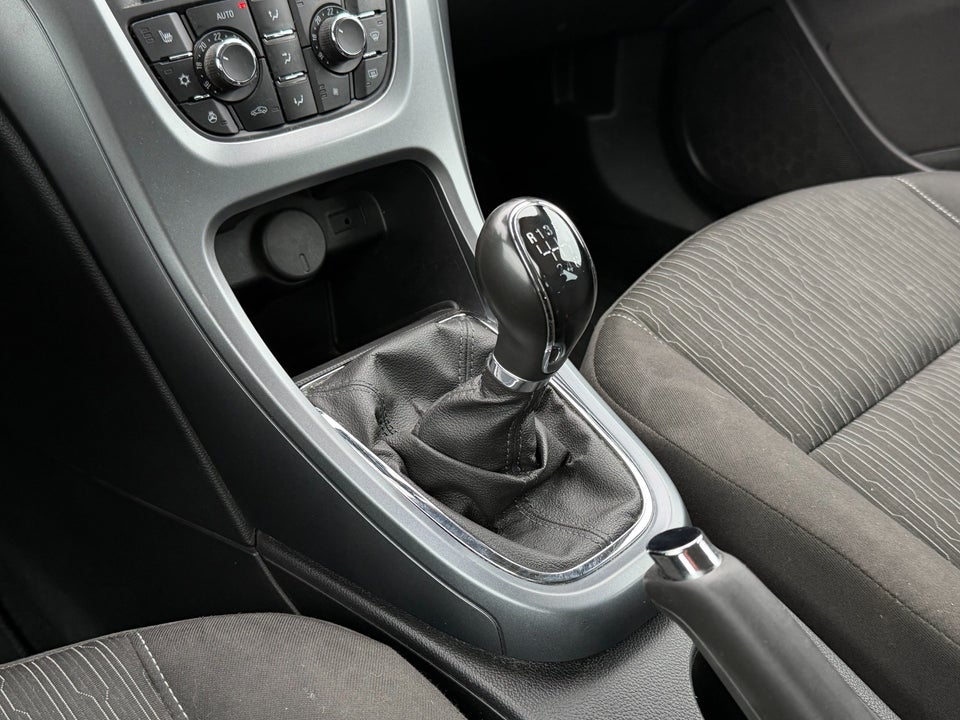 Opel Astra 1,6 CDTi 110 Enjoy Sports Tourer eco 5d