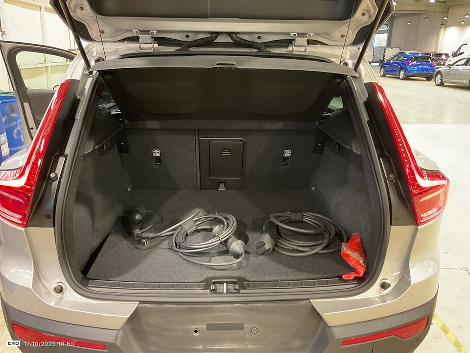 Volvo XC40 P6 ReCharge Core 5d