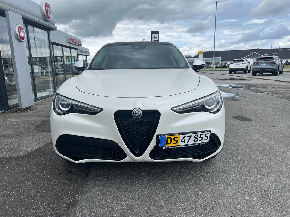 Alfa Romeo Stelvio 2,2 JTD 190 Edizione aut. Van 5d