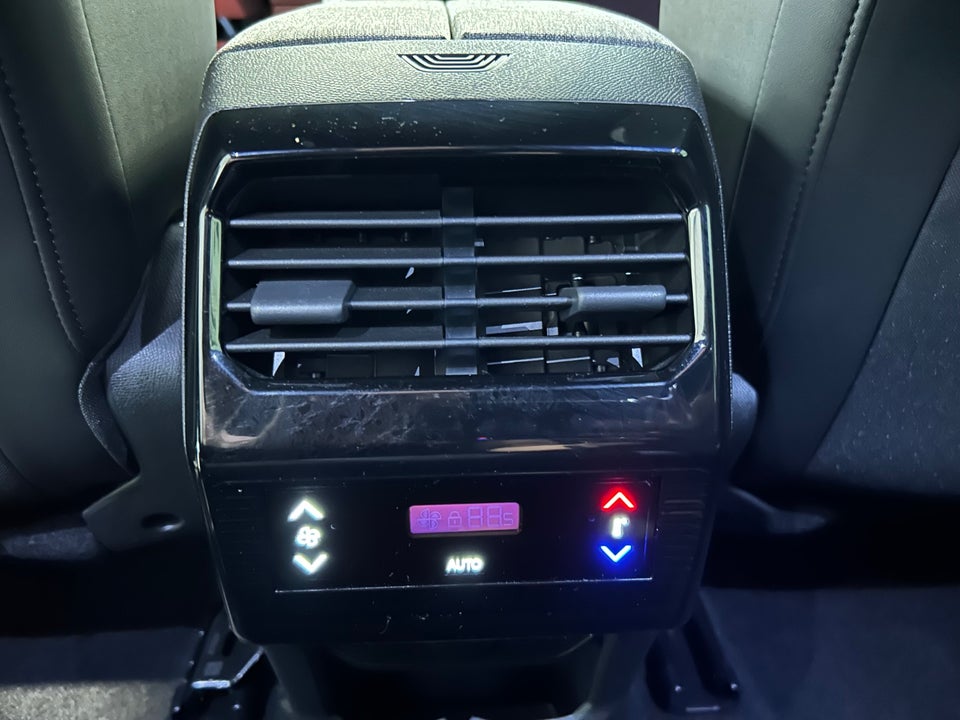 Peugeot e-5008 77 Allure 7prs 5d