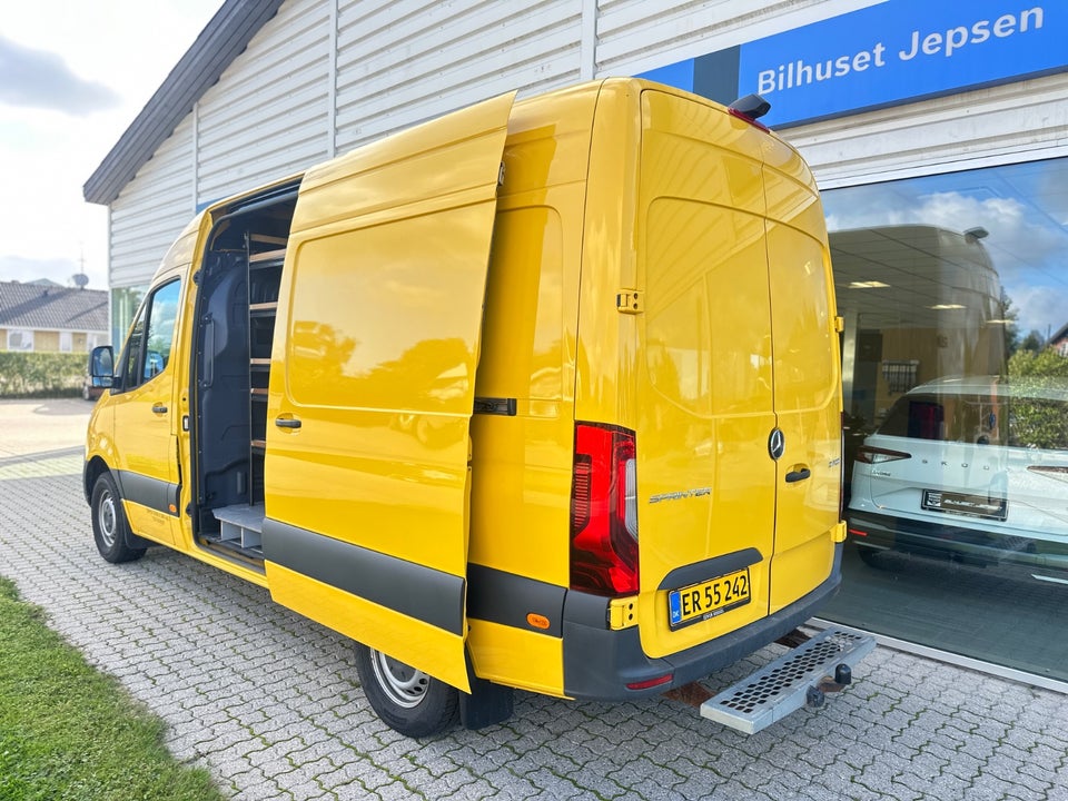 Mercedes Sprinter 317 2,0 CDi A2 Kassevogn aut. RWD