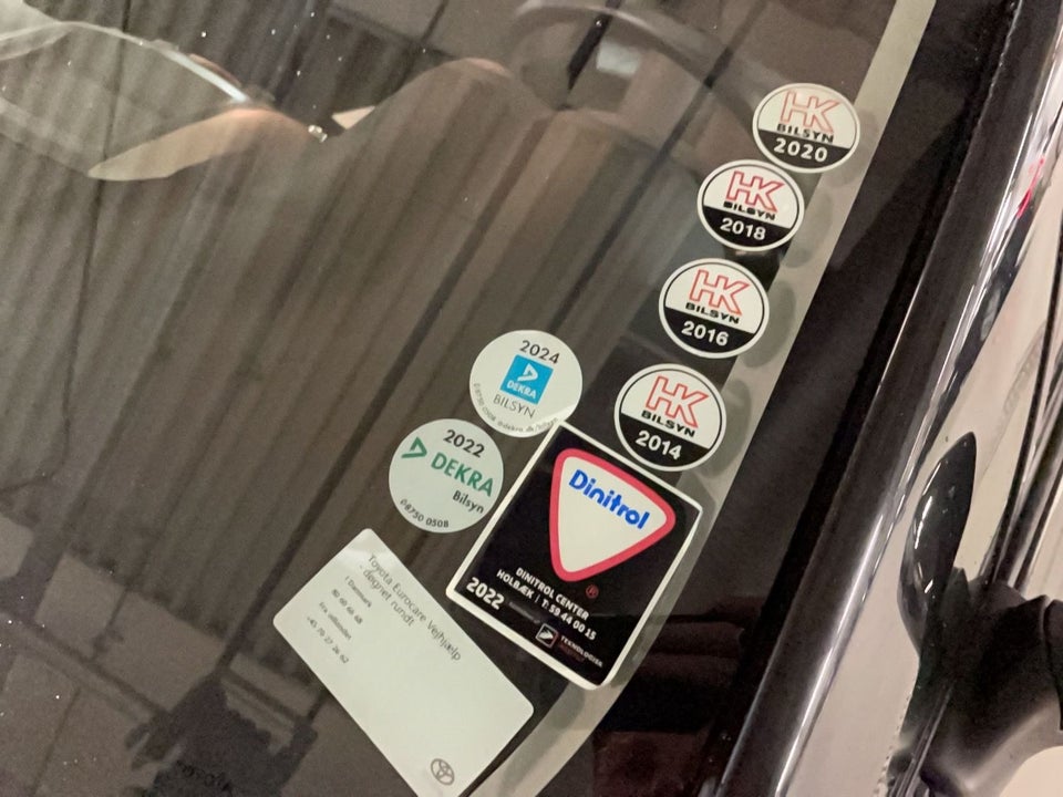 Toyota Auris 1,6 Luna 5d