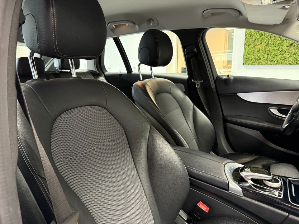 Mercedes C220 d 2,2 Avantgarde stc. aut. 5d