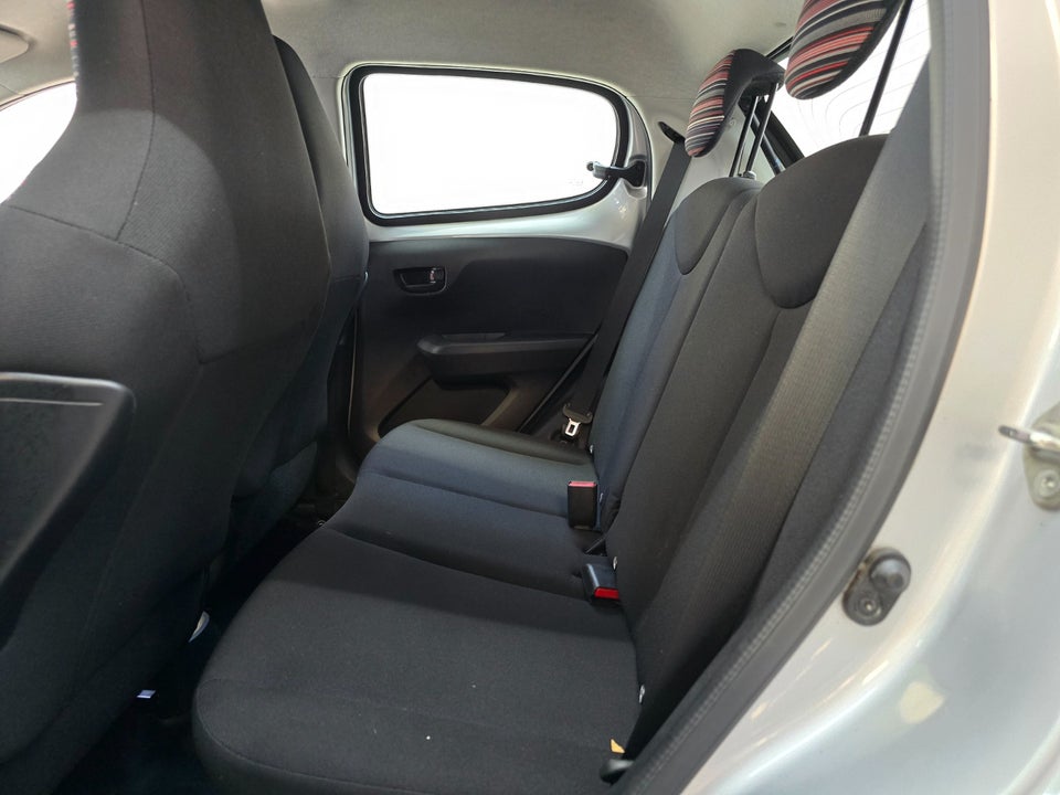 Citroën C1 1,0 VTi Attaque 5d