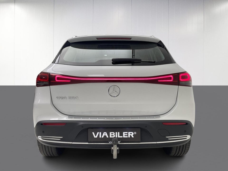 Mercedes EQA250 Progressive 5d