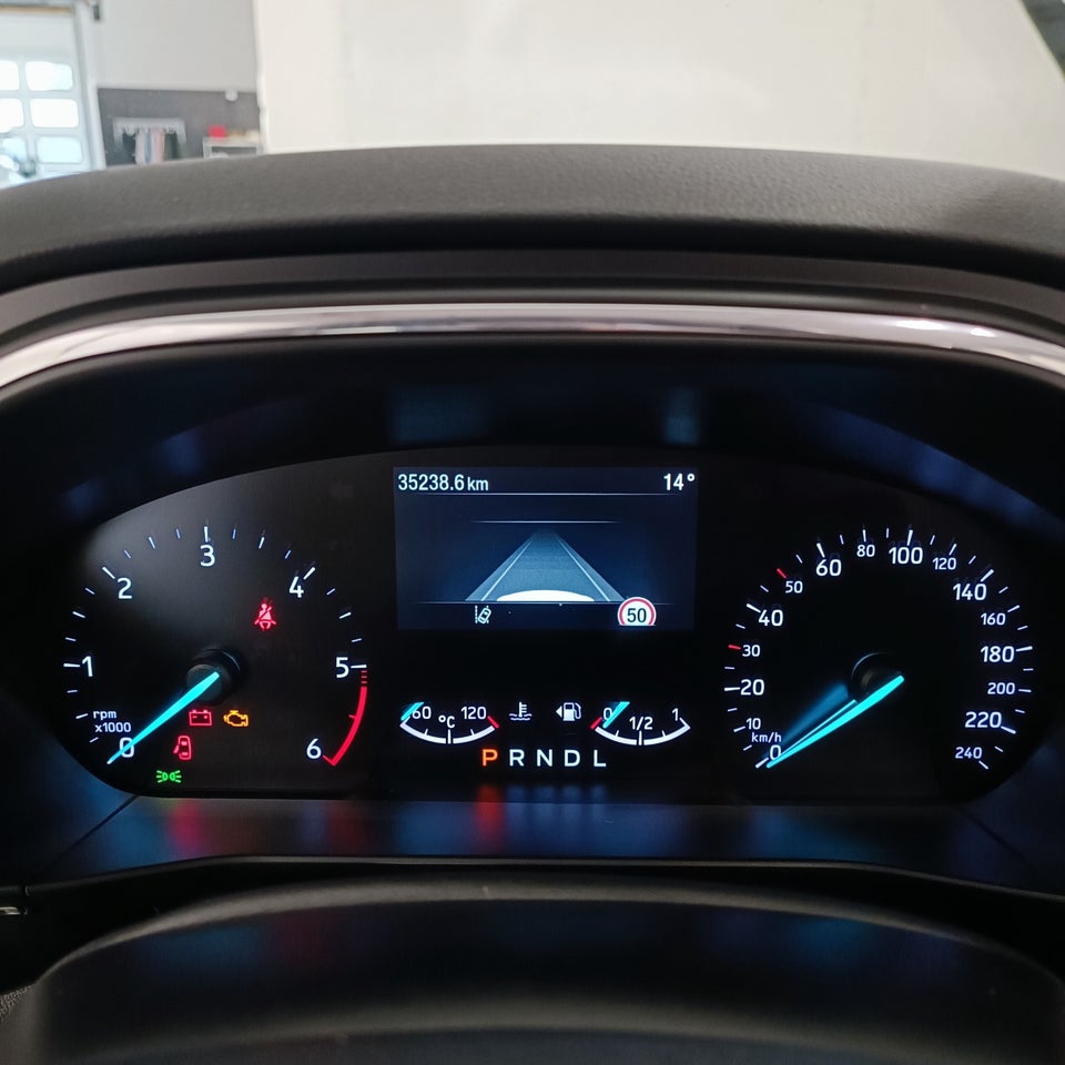 Ford Focus 1,5 EcoBlue Titanium stc. aut. Van 5d