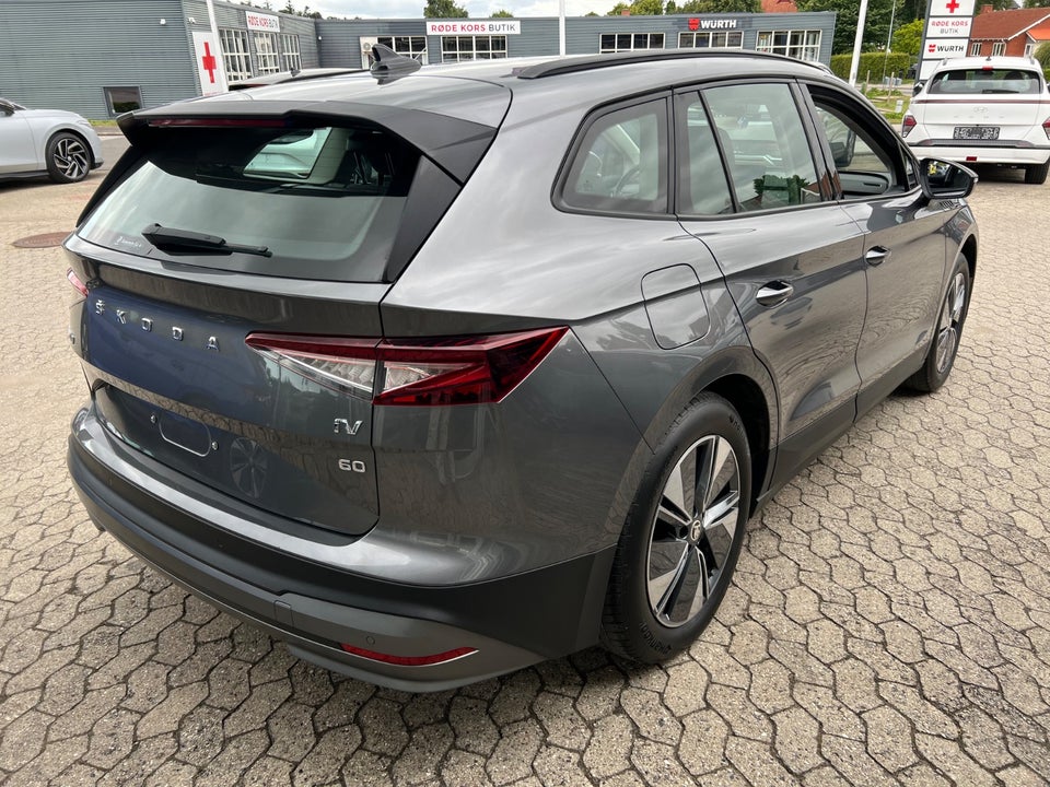 Skoda Enyaq 60 iV Loft 5d