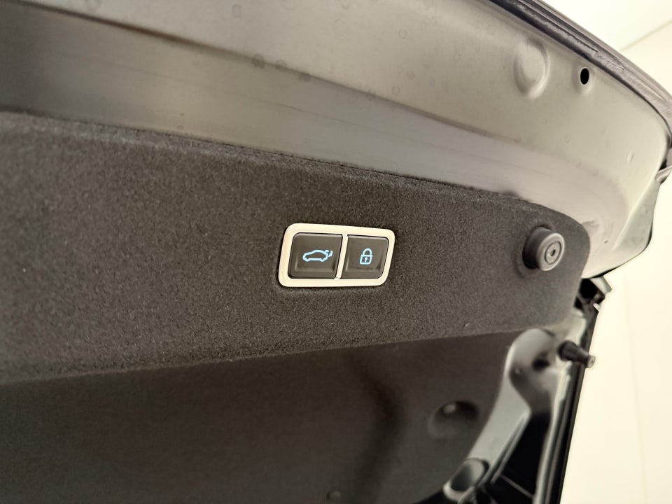 Hyundai Ioniq 6 53 Essential 4d