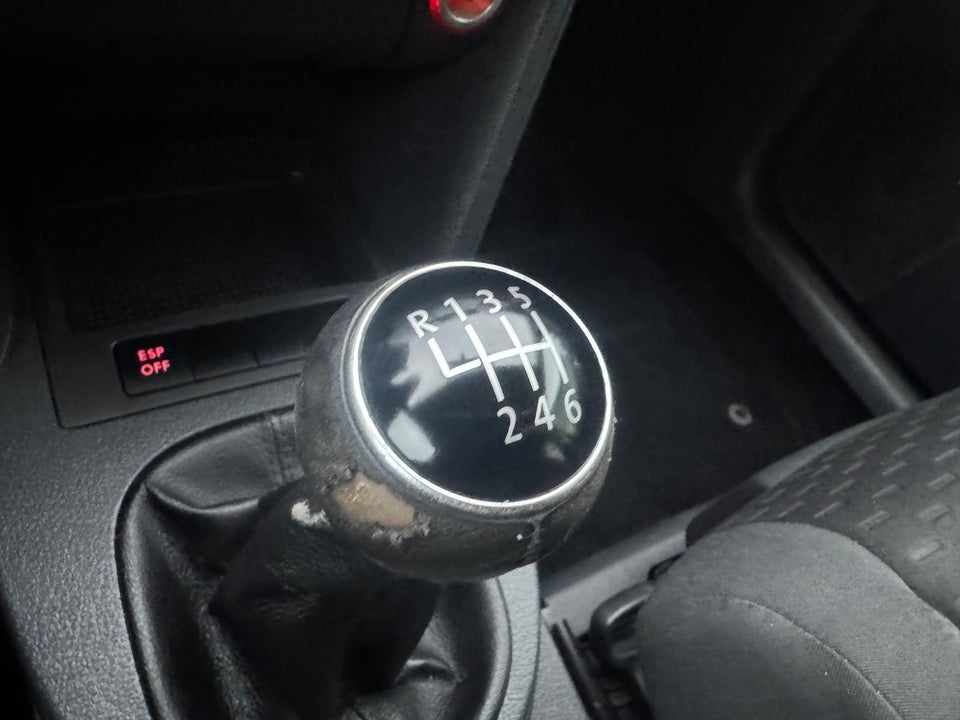 VW Touran 1,9 TDi 100 Trendline 7prs 5d