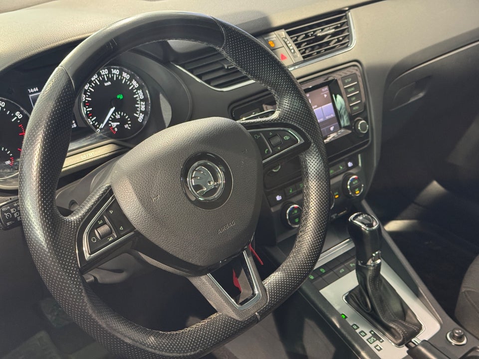 Skoda Octavia 1,4 TSi 140 Elegance Combi DSG 5d