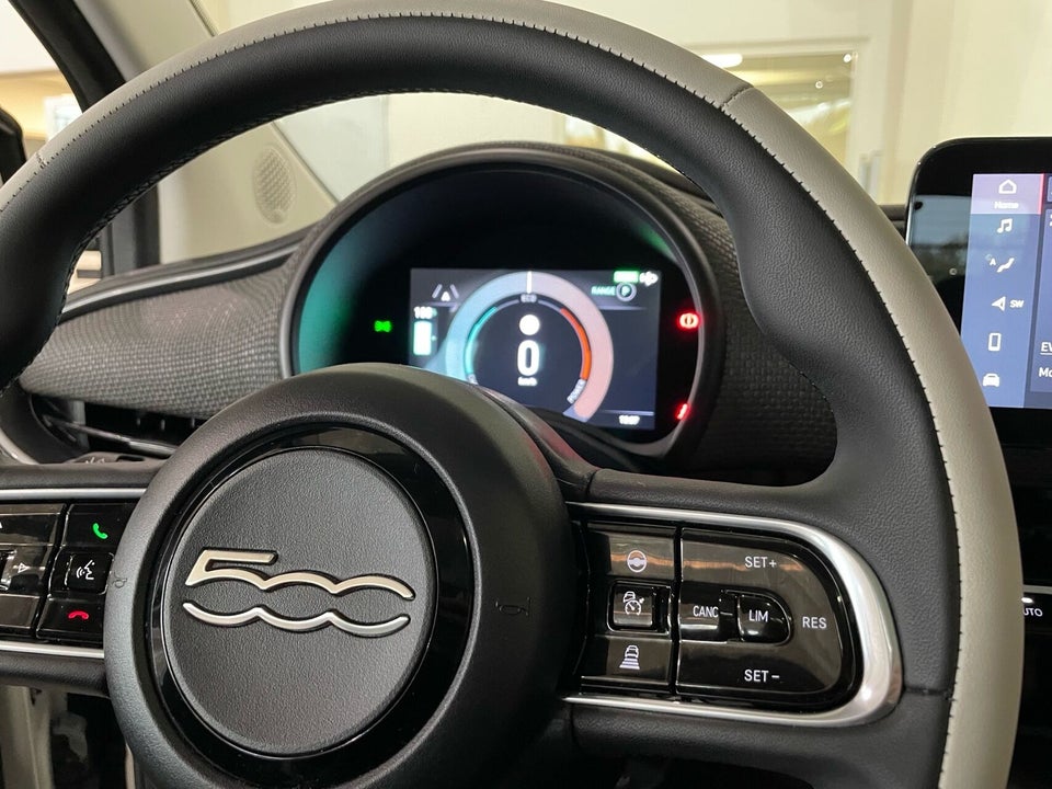 Fiat 500e 42 la Prima 3d