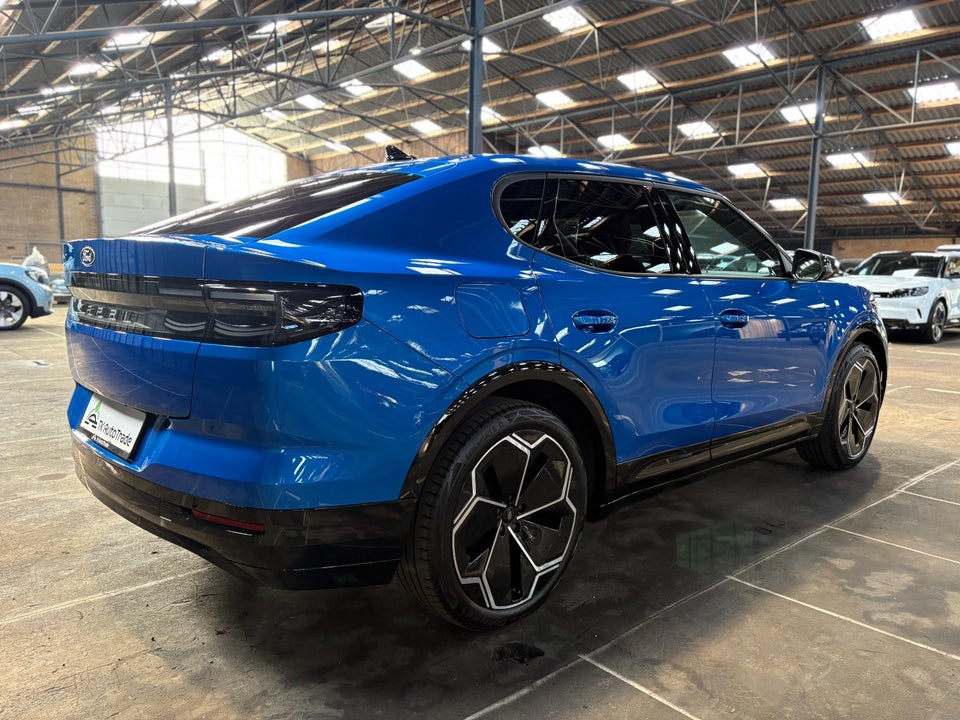 Ford Capri 77 Premium Extended Range 5d