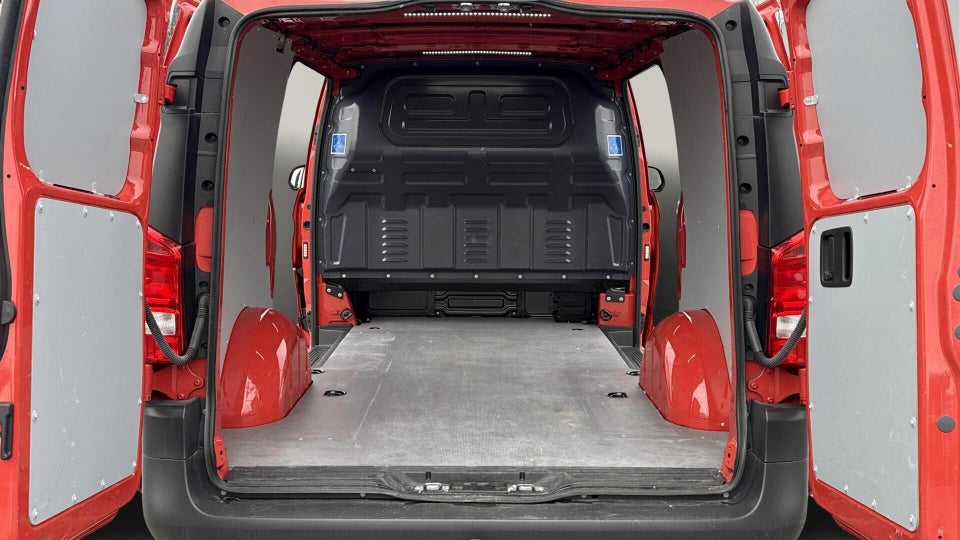 Mercedes Vito 114 2,0 CDi Kassevogn aut. L RWD