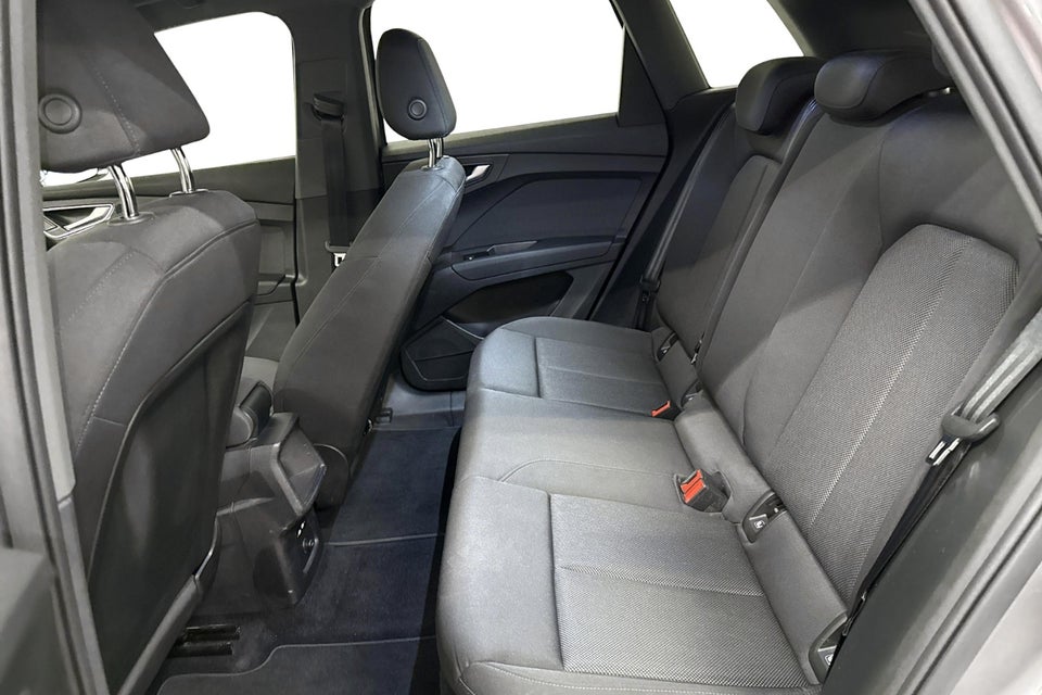 Audi Q4 e-tron 45 Progress 5d