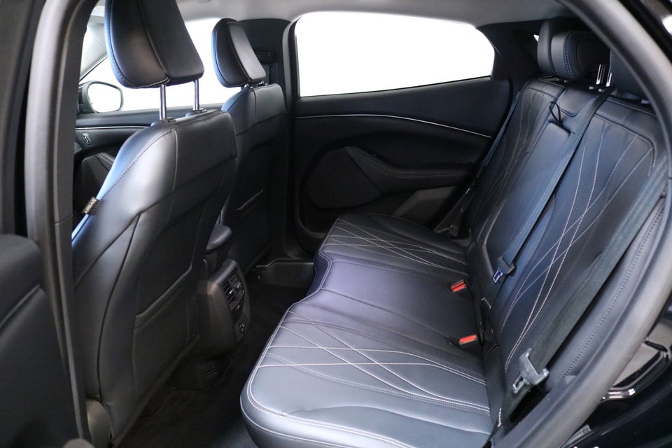 Ford Mustang Mach-E 70 Standard Range 5d