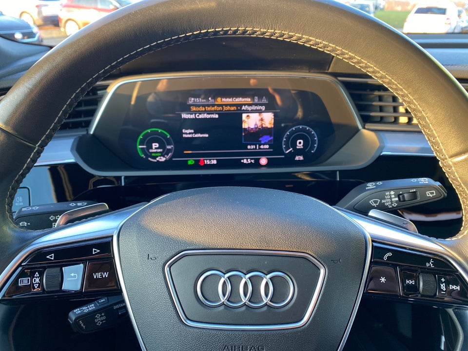 Audi e-tron 55 S-line quattro 5d