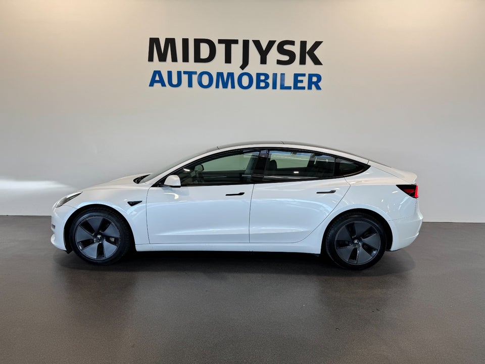 Tesla Model 3 Long Range AWD 4d