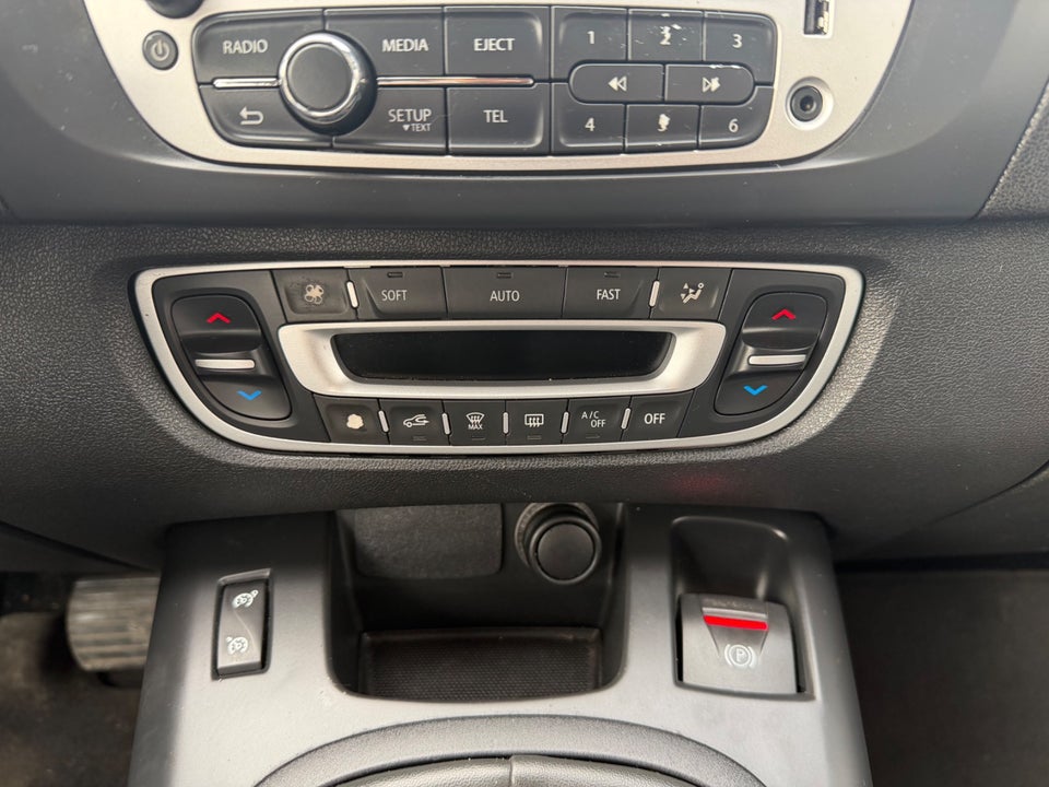 Renault Grand Scenic III 1,6 dCi 130 Dynamique 7prs 5d