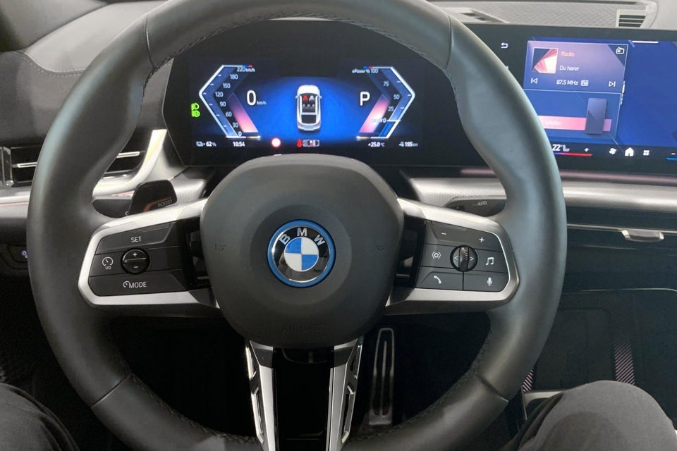 BMW iX2 xDrive30 M-Sport 5d