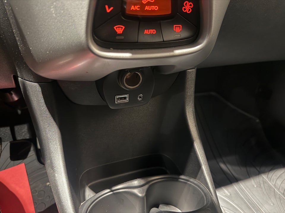 Citroën C1 1,2 PureTech Feel 5d
