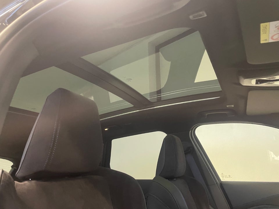 BMW iX1 eDrive20 Fully Charged 5d