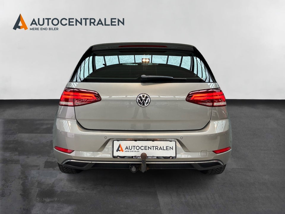 VW Golf VII 1,5 TSi 130 Comfortline DSG 5d