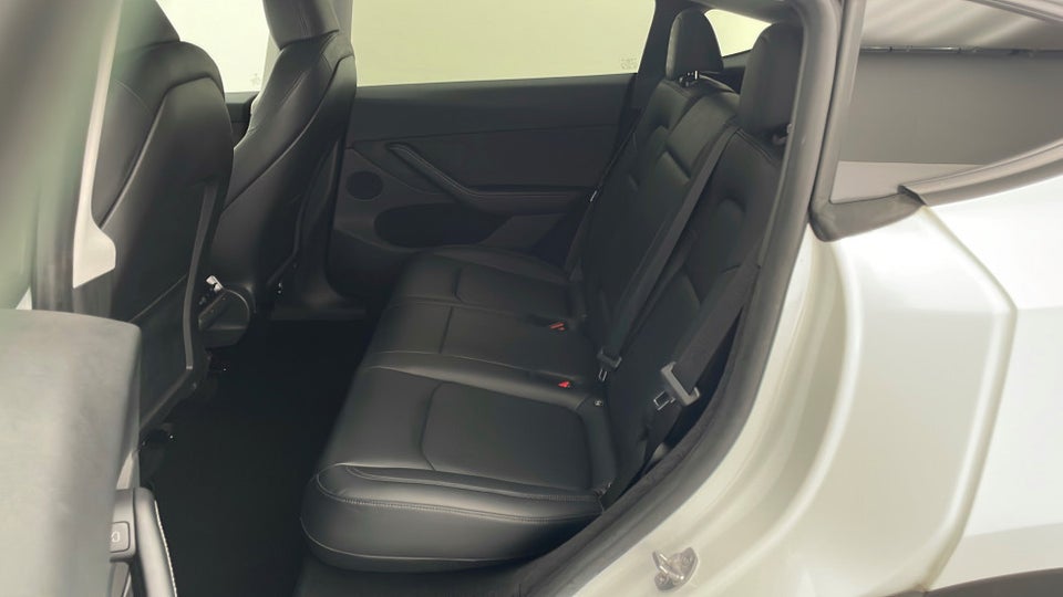 Tesla Model Y Long Range AWD 5d