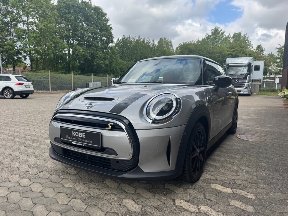 MINI Cooper SE Yours Trim 3d