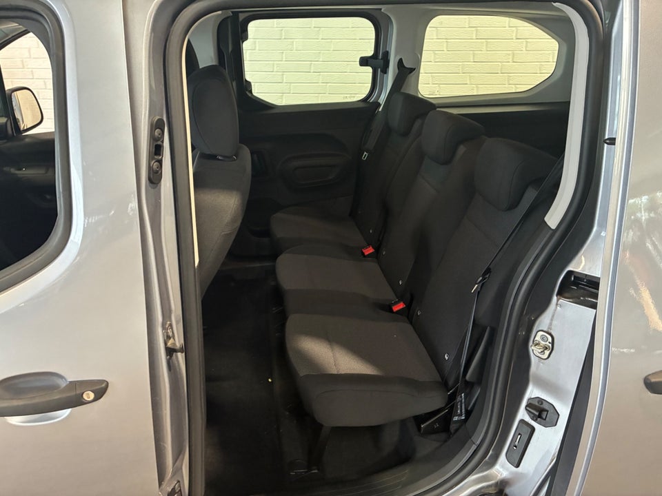 Peugeot e-Rifter 50 Active Pack L2 5d