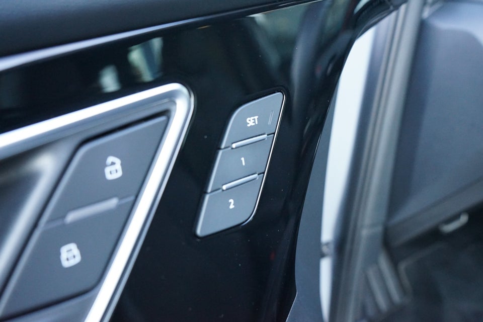 Audi Q4 e-tron 50 S-line Sportback quattro 5d