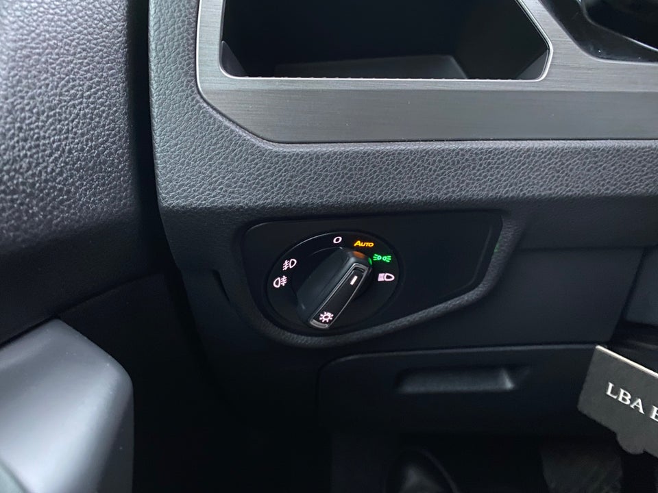 VW Touran 2,0 TDi 150 Comfortline DSG Van 5d