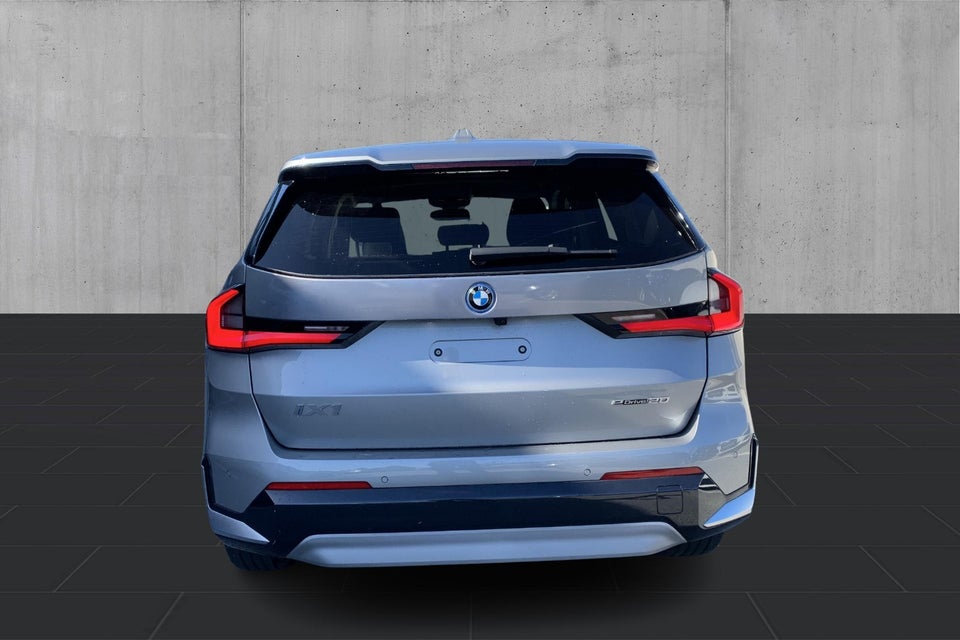 BMW iX1 eDrive20 X-Line 5d