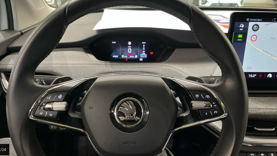 Skoda Enyaq 60 iV Loft 5d