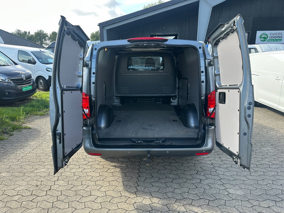 Mercedes Vito 119 2,0 CDi Kassevogn aut. L RWD