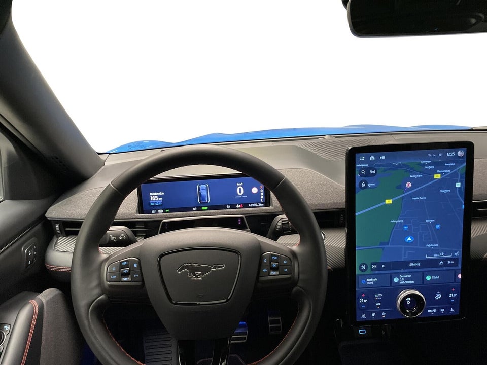 Ford Mustang Mach-E 98 Premium Extended Range AWD 5d